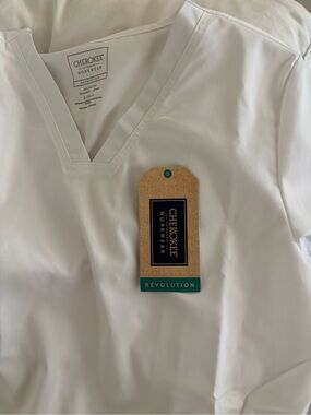 Cherokee Scrub Top